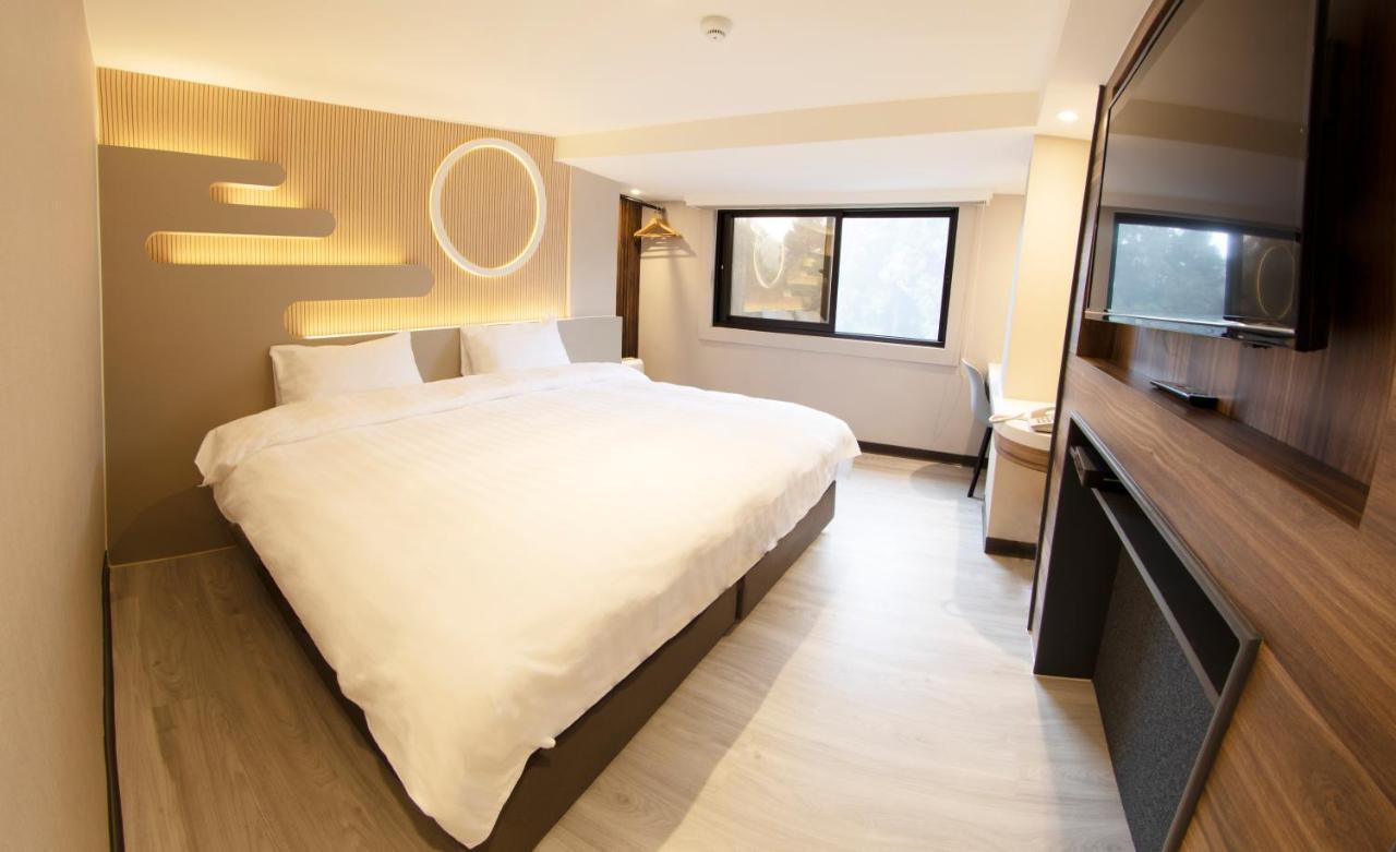 Alishan Shermuh Tourist Hotel Zhongzheng  Eksteriør billede